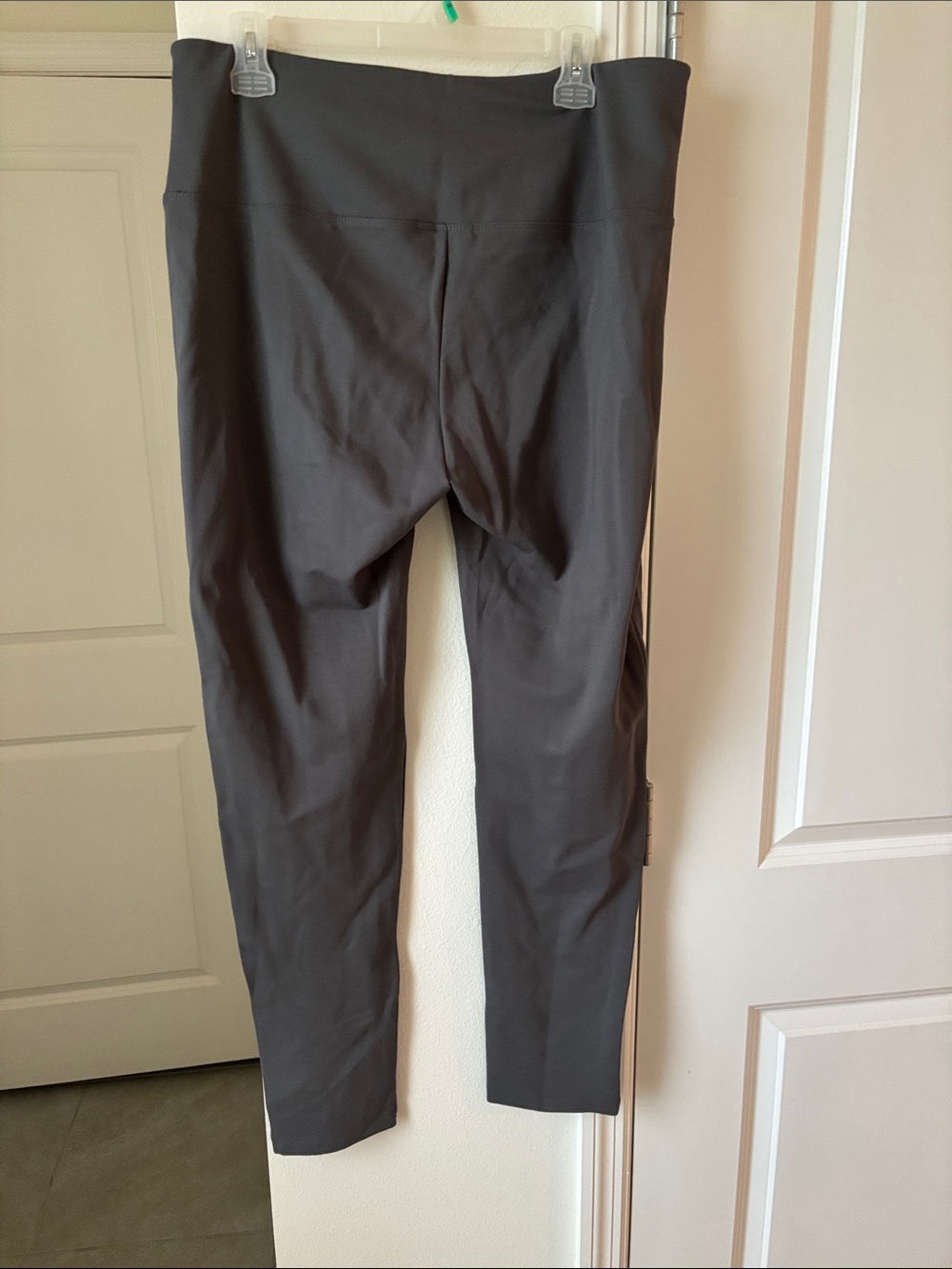 Slimsation By Multiples Charcoal Gray High-Rise Stretch Leggings - Picture 4 of 5